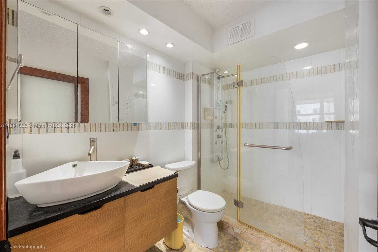 Small Image of 1901 SOUTH OCEAN DR #303, Hollywood Number 15