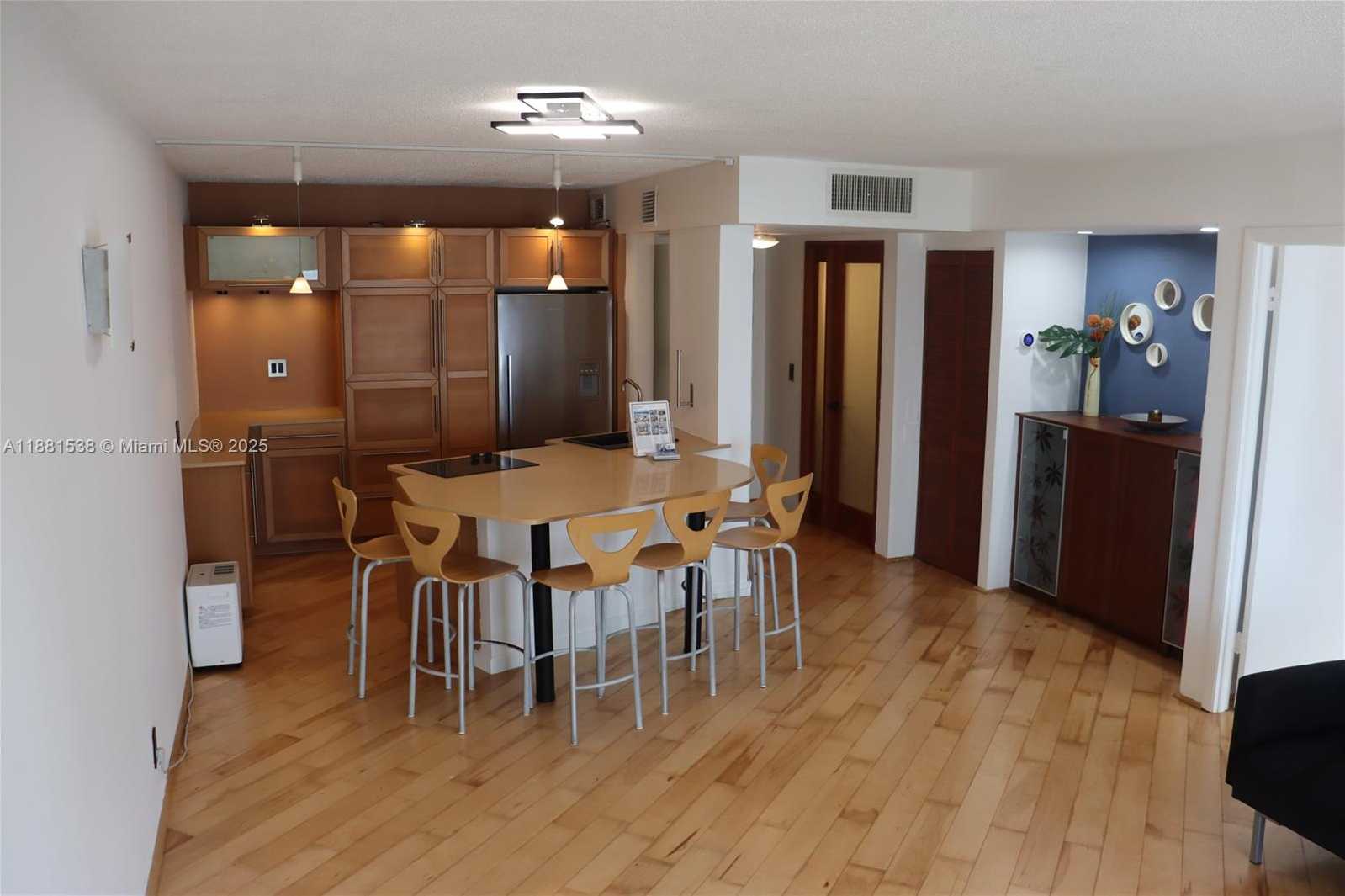 Small Image of 1901 SOUTH OCEAN DR #303, Hollywood Number 19
