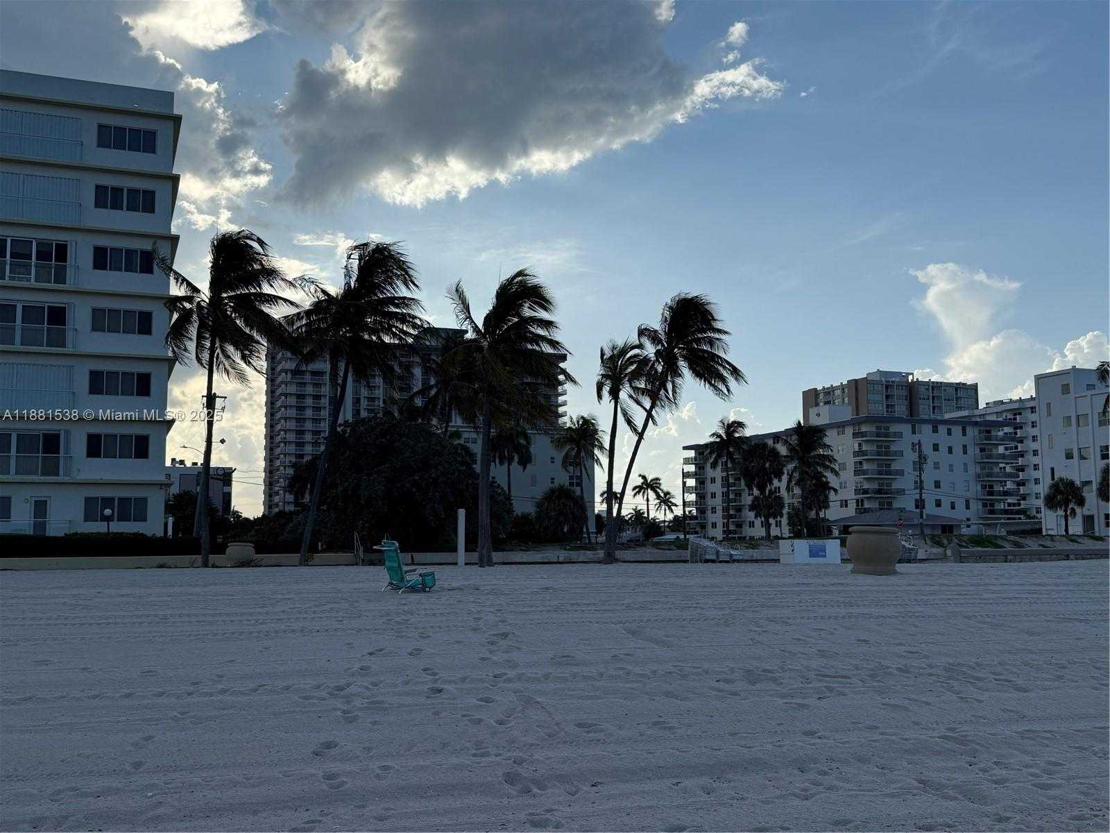 Small Image of 1901 SOUTH OCEAN DR #303, Hollywood Number 25