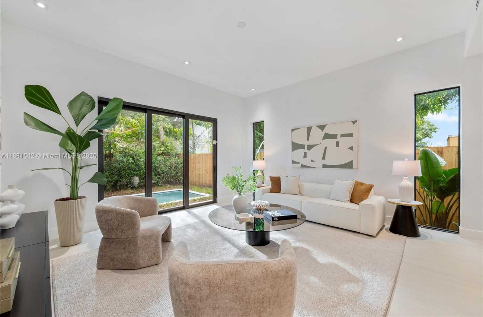 Small Image of 3163 HIBISCUS ST #3163, Miami Number 13