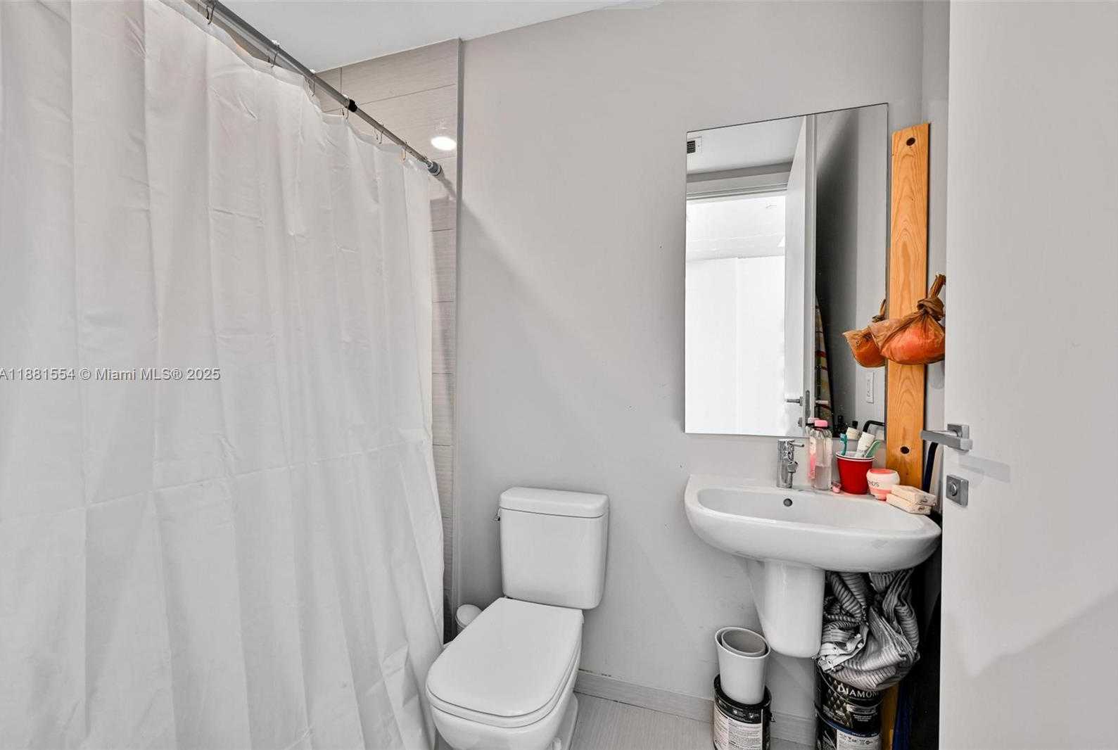 Small Image of 3300 NORTH EAST 188TH ST #718, Aventura Number 31