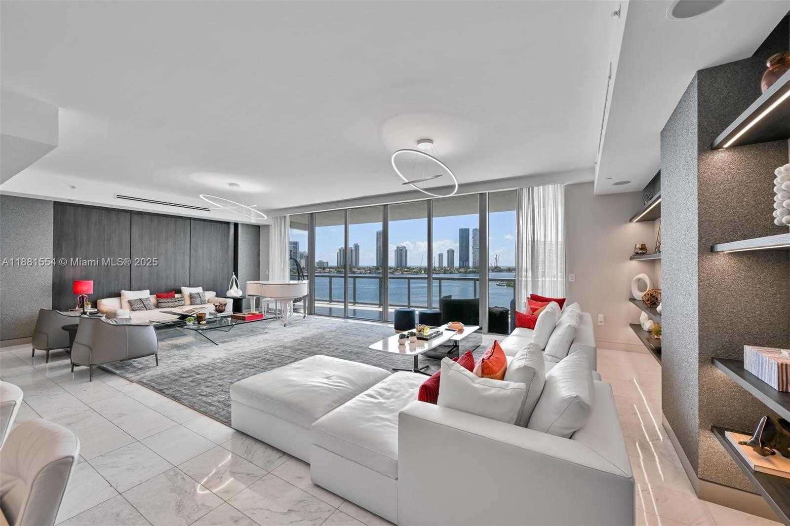 Small Image of 3300 NORTH EAST 188TH ST #718, Aventura Number 4