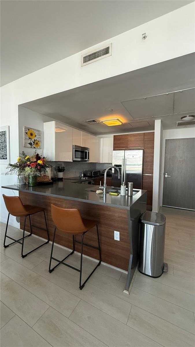 Small Image of 601 NORTH EAST 27TH #1003, Miami Number 6