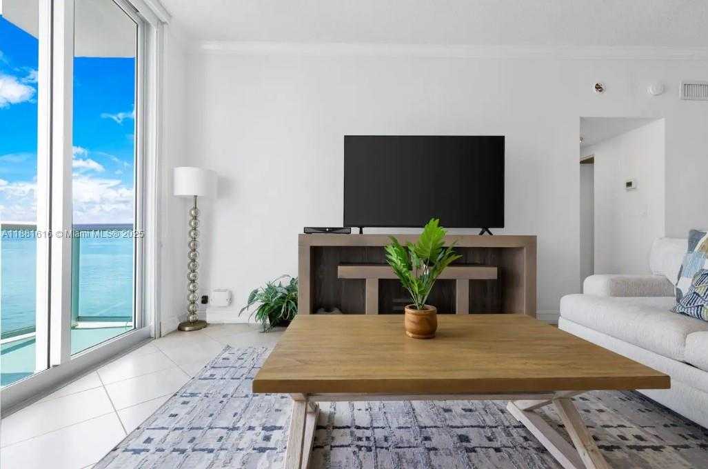 Small Image of 3901 SOUTH OCEAN DR #PH16D, Hollywood Number 11