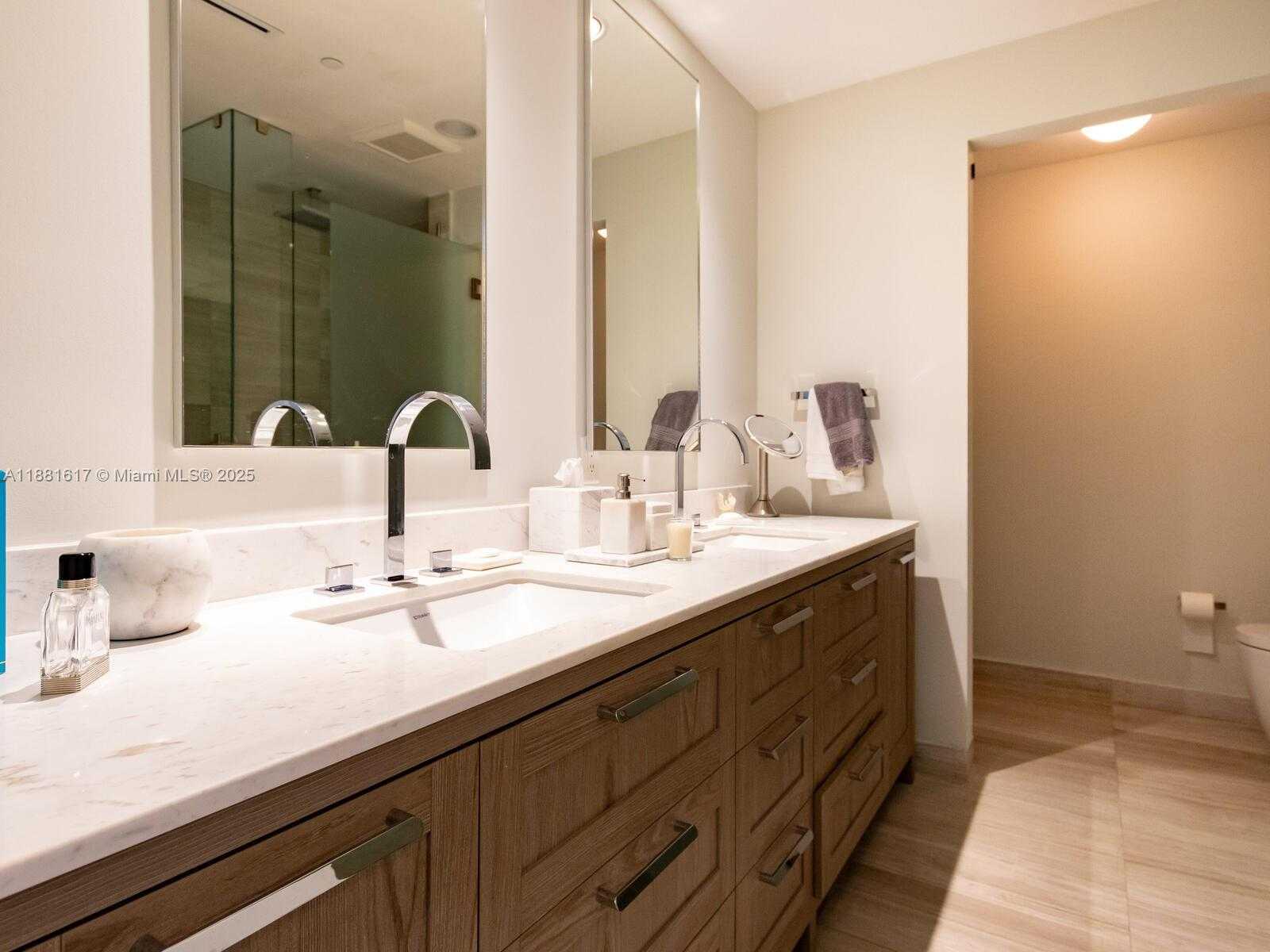 Small Image of 360 OCEAN DR #304S, Key Biscayne Number 18
