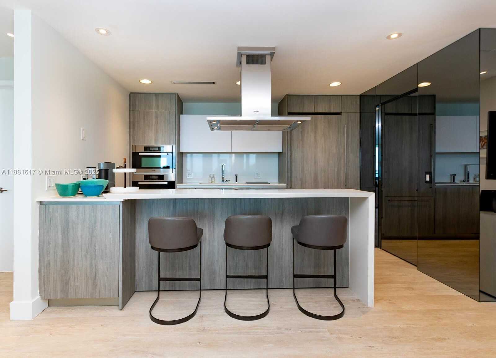 Small Image of 360 OCEAN DR #304S, Key Biscayne Number 27