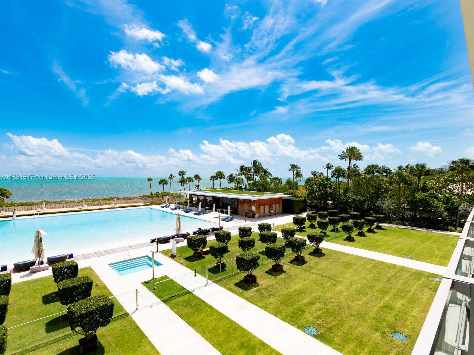 Small Image of 360 OCEAN DR #304S, Key Biscayne Number 4