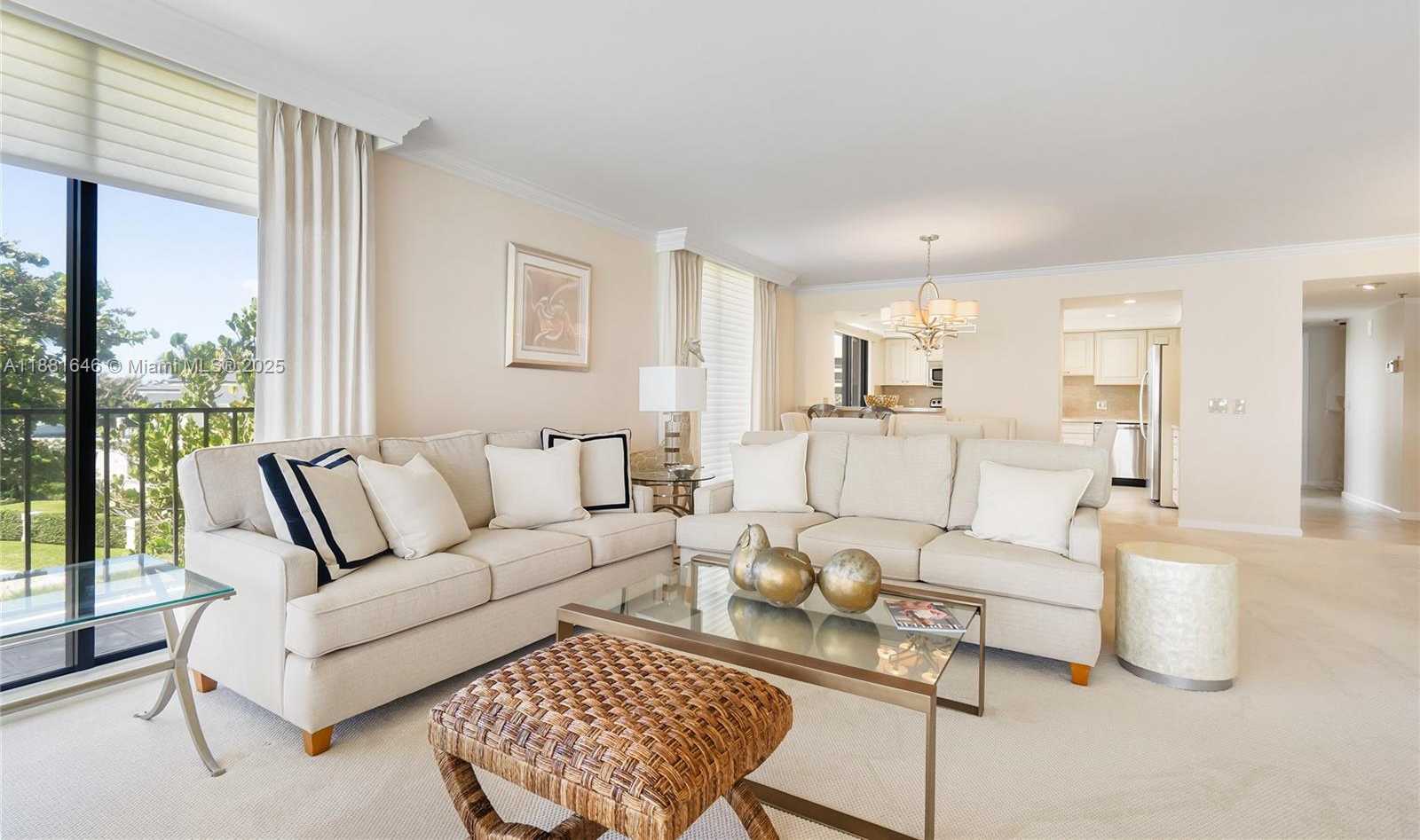 Small Image of 100 BEACH RD #204, Tequesta Number 11
