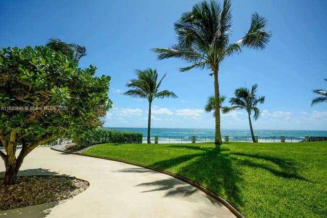 Small Image of 100 BEACH RD #204, Tequesta Number 30