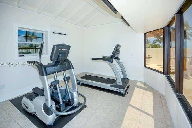Small Image of 100 BEACH RD #204, Tequesta Number 33