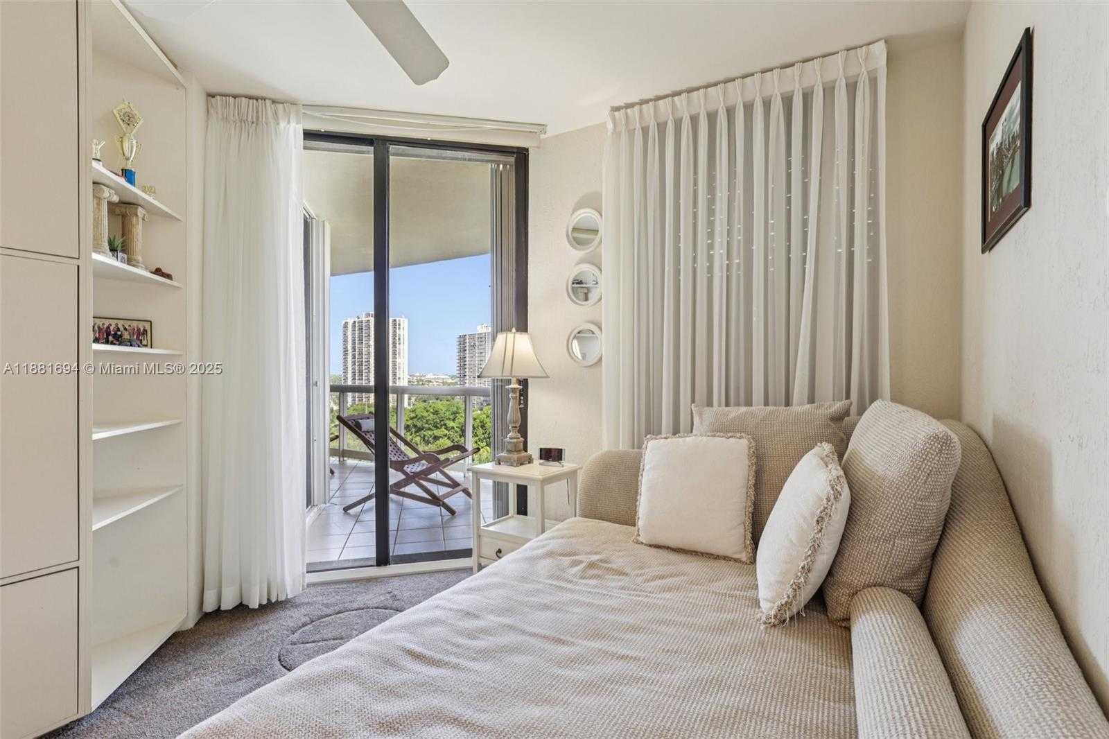 Small Image of 20191 EAST COUNTRY CLUB DR #1102, Aventura Number 30