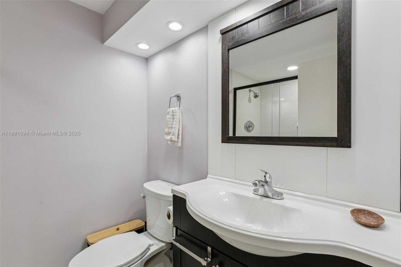 Small Image of 20191 EAST COUNTRY CLUB DR #1102, Aventura Number 31