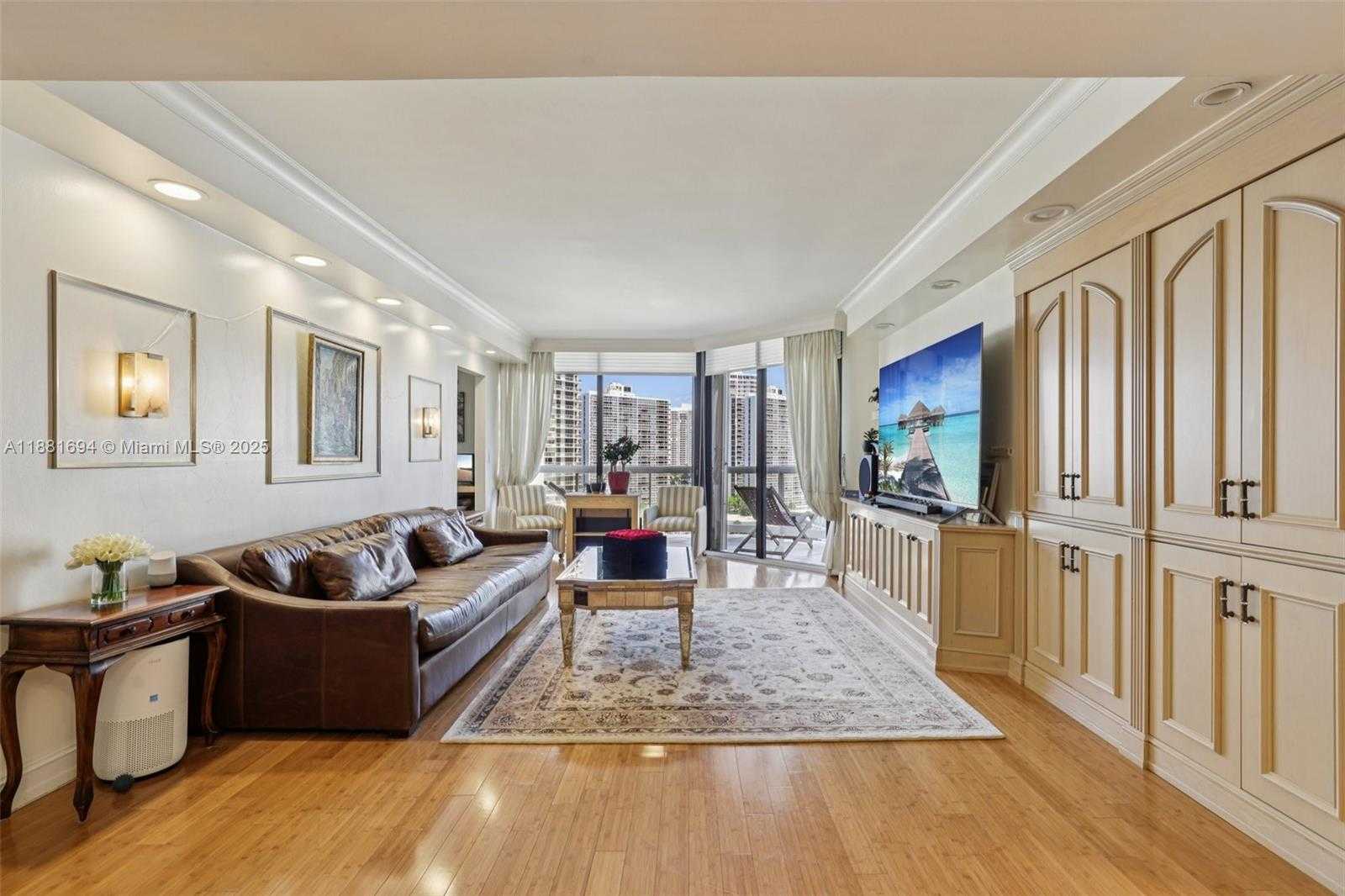 Small Image of 20191 EAST COUNTRY CLUB DR #1102, Aventura Number 8