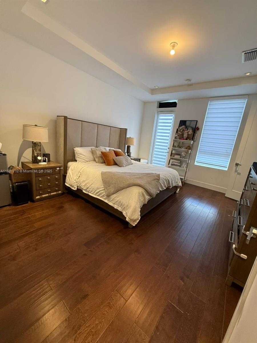 Small Image of 9165 NORTH WEST 33RD ST, Doral Number 23