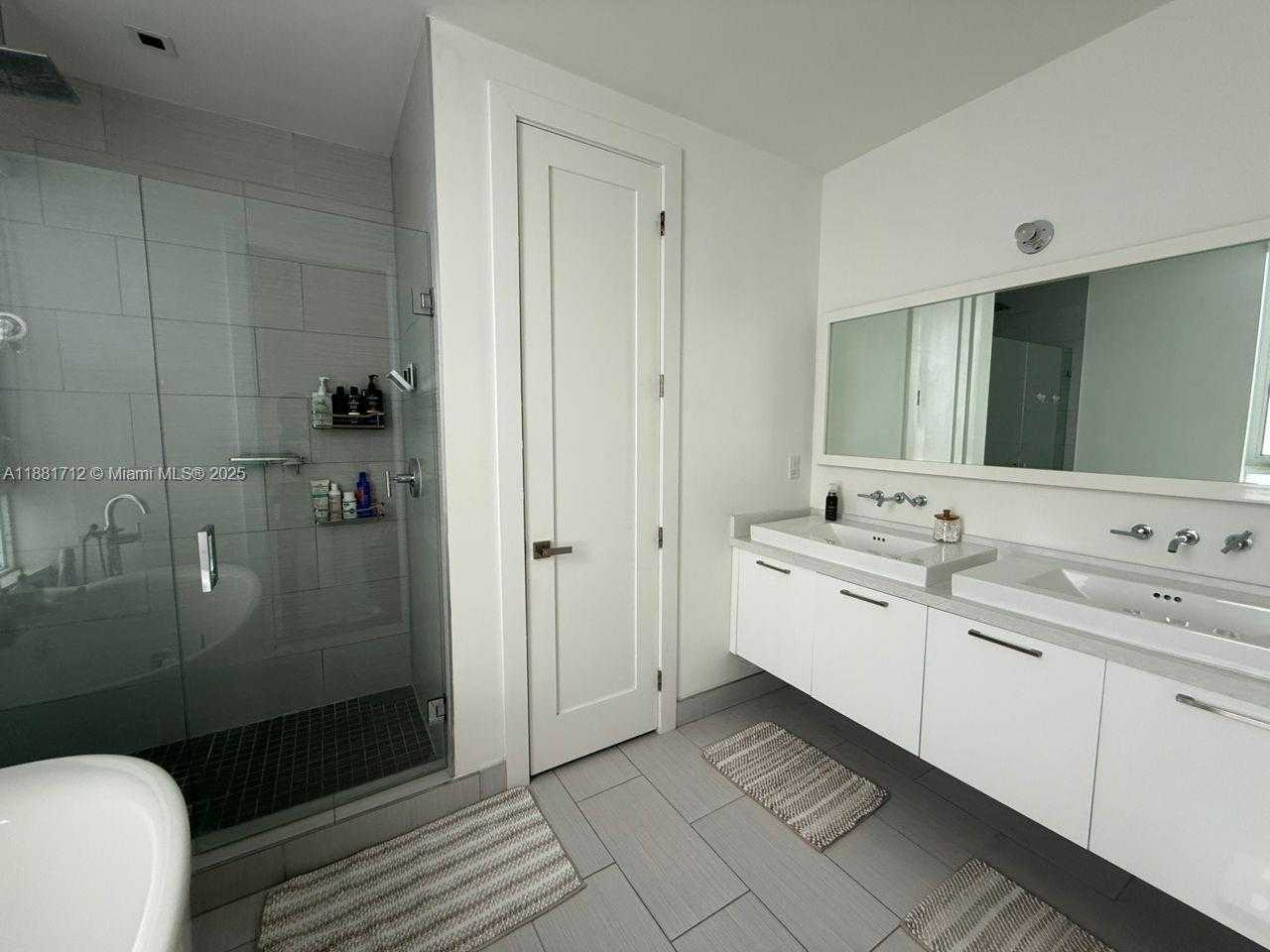 Small Image of 9165 NORTH WEST 33RD ST, Doral Number 42