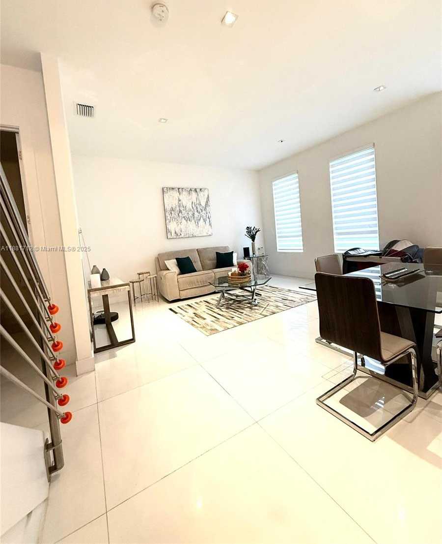 Small Image of 9165 NORTH WEST 33RD ST, Doral Number 9