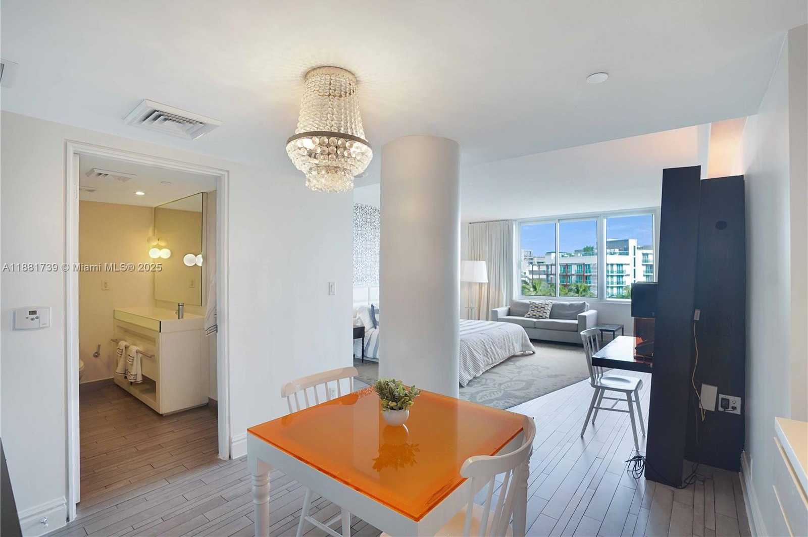Small Image of 1100 WEST AVE #1115, Miami Beach Number 11