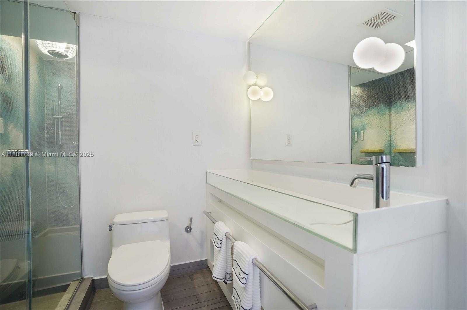 Small Image of 1100 WEST AVE #1115, Miami Beach Number 15