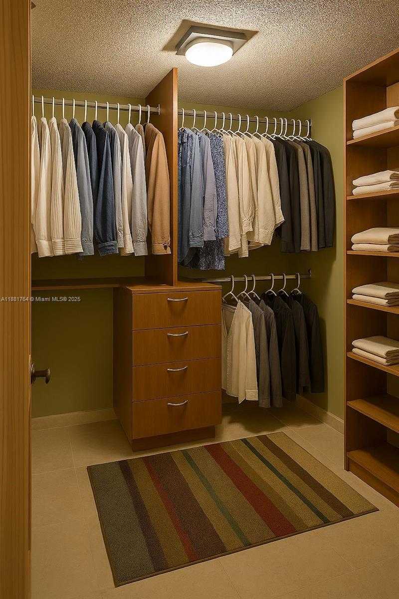 Small Image of 1621 COLLINS AVE #701, Miami Beach Number 13