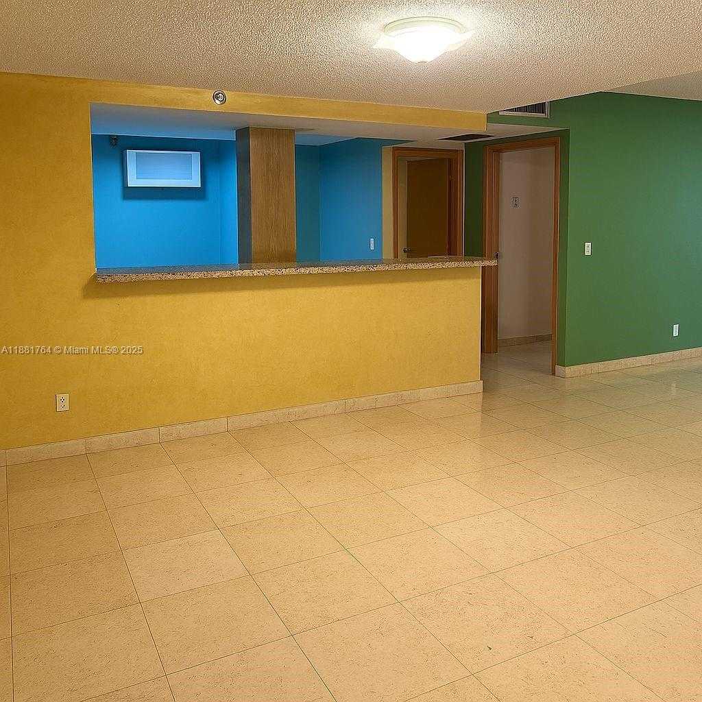 Small Image of 1621 COLLINS AVE #701, Miami Beach Number 14