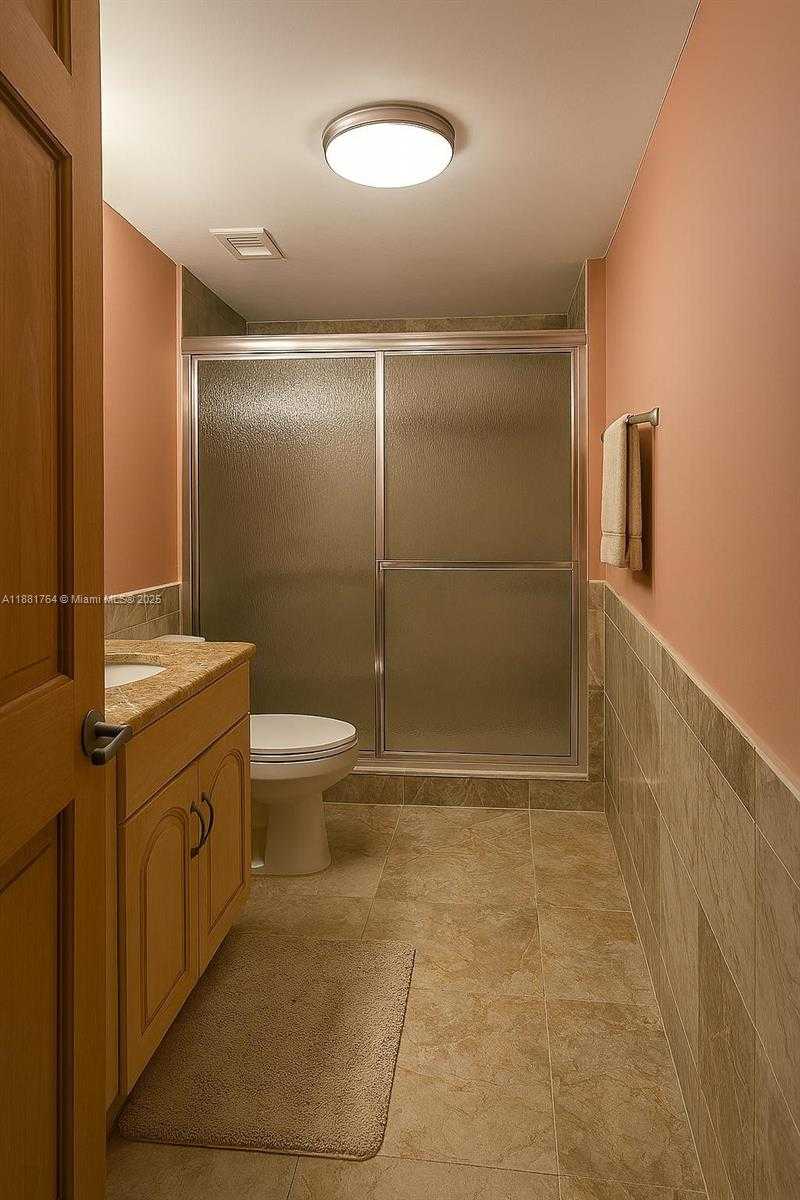 Small Image of 1621 COLLINS AVE #701, Miami Beach Number 16