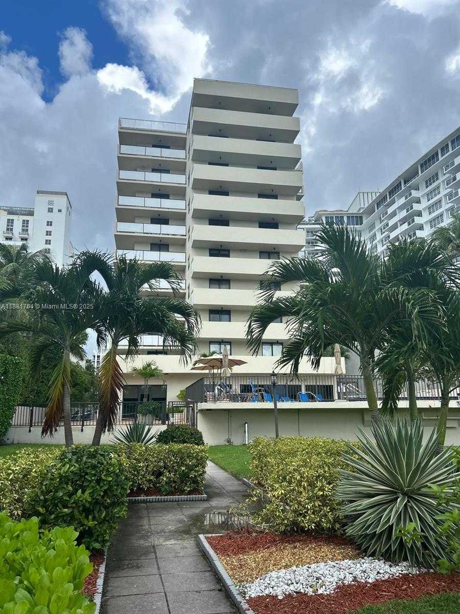 Small Image of 1621 COLLINS AVE #701, Miami Beach Number 2