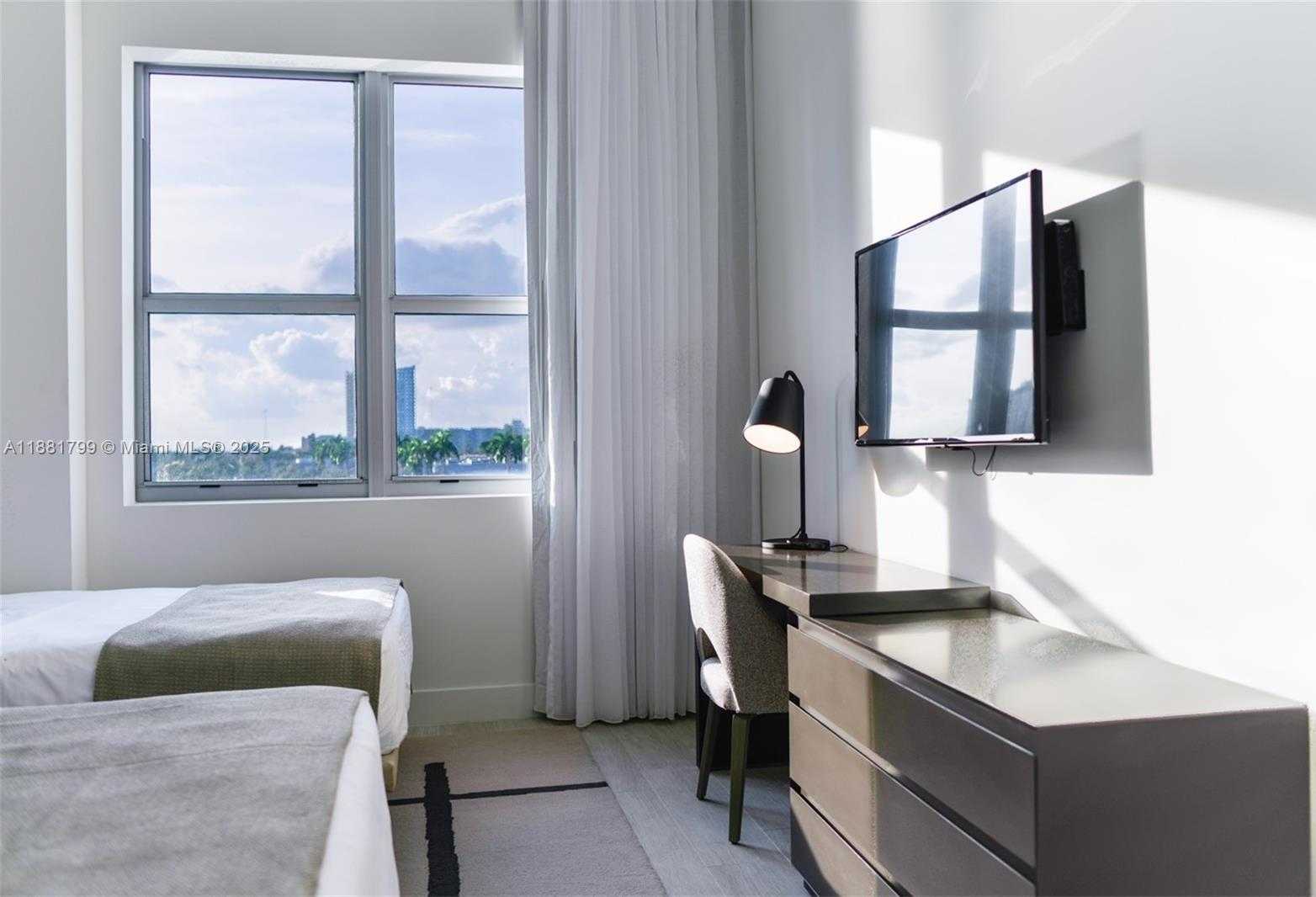 Small Image of 4010 SOUTH OCEAN DR #R302, Hollywood Number 19