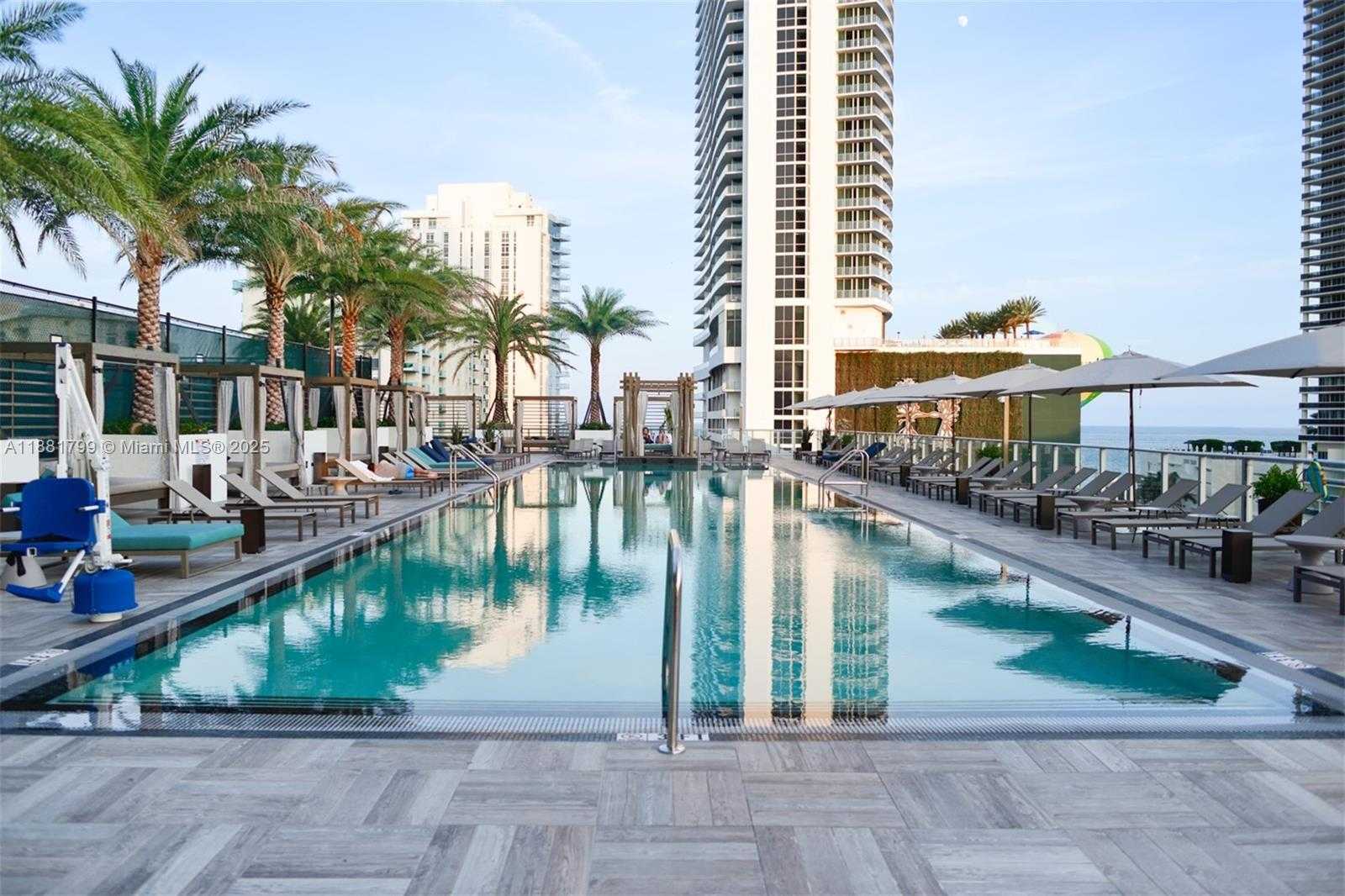 Small Image of 4010 SOUTH OCEAN DR #R302, Hollywood Number 24