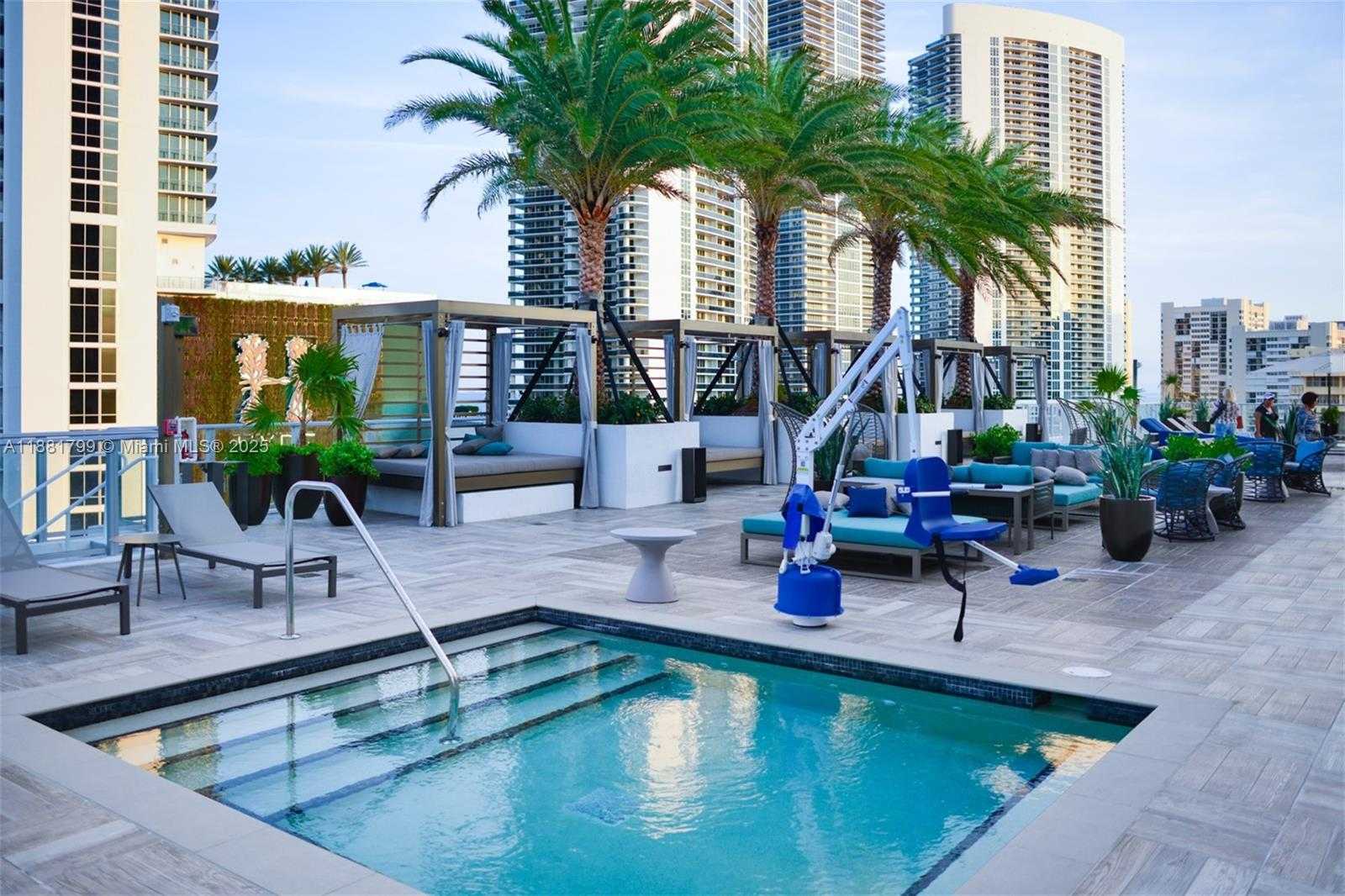 Small Image of 4010 SOUTH OCEAN DR #R302, Hollywood Number 25