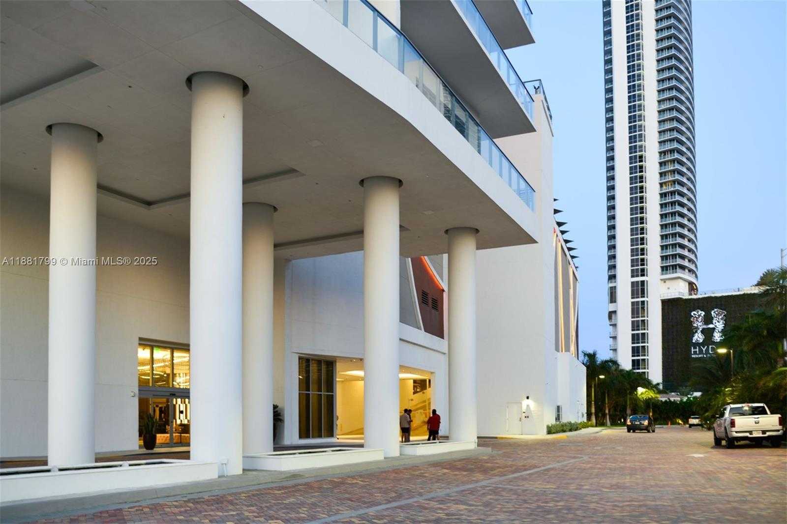 Small Image of 4010 SOUTH OCEAN DR #R302, Hollywood Number 32