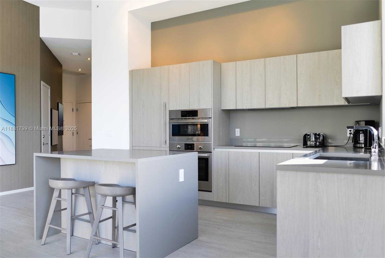 Small Image of 4010 SOUTH OCEAN DR #R302, Hollywood Number 8