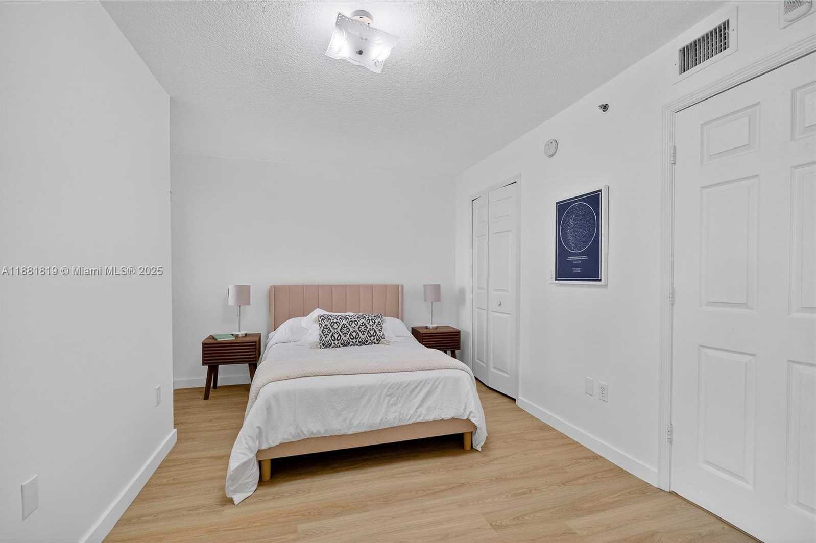 Small Image of 2475 NORTH WEST 16TH ST RD #308, Miami Number 12