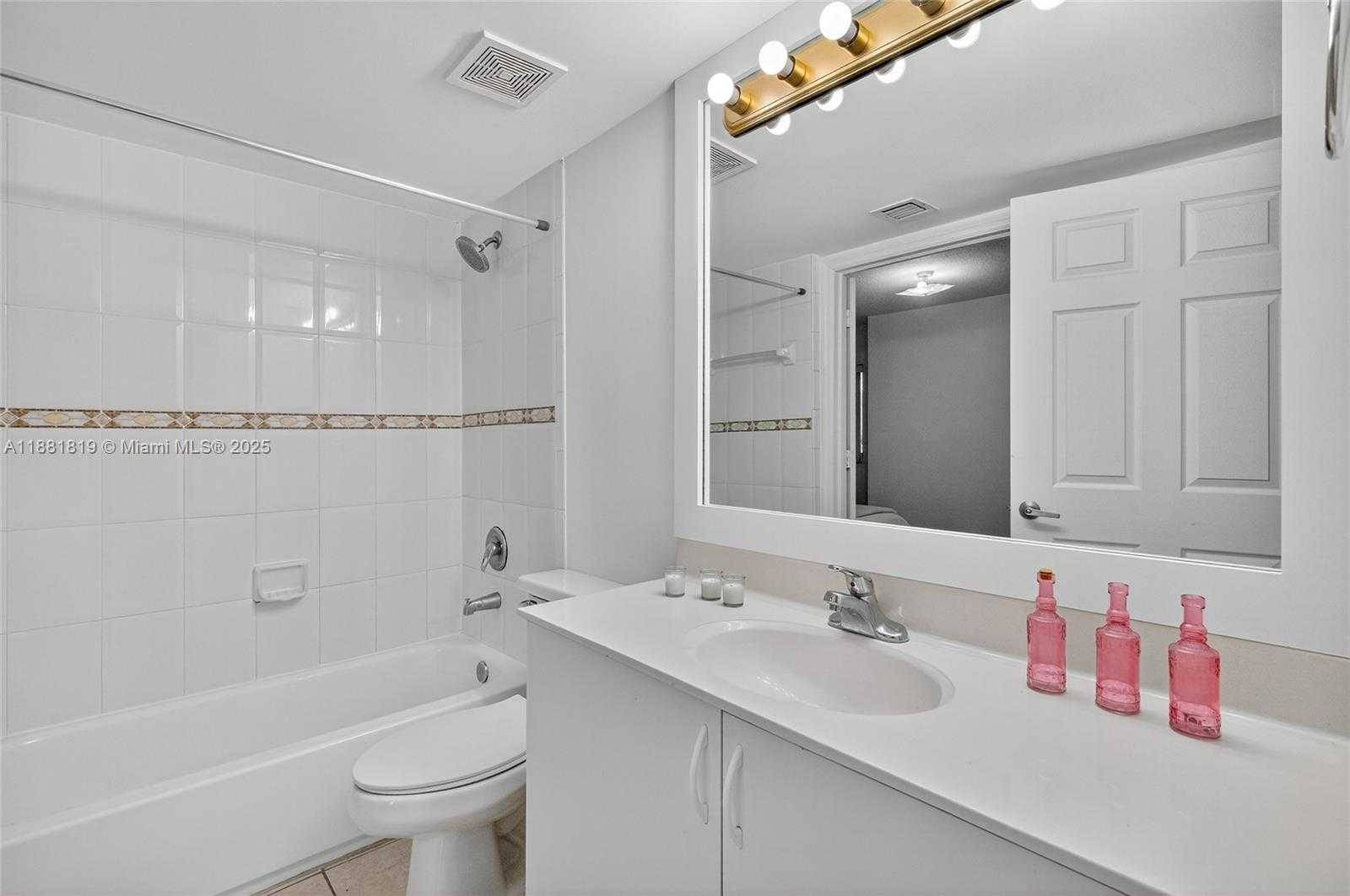 Small Image of 2475 NORTH WEST 16TH ST RD #308, Miami Number 19