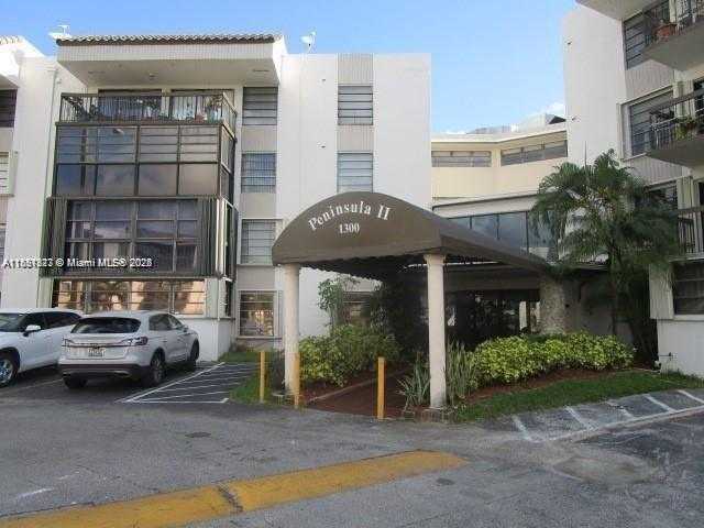 Small Image of 1300 SOUTH WEST 122ND AVE #407-2, Miami Number 3
