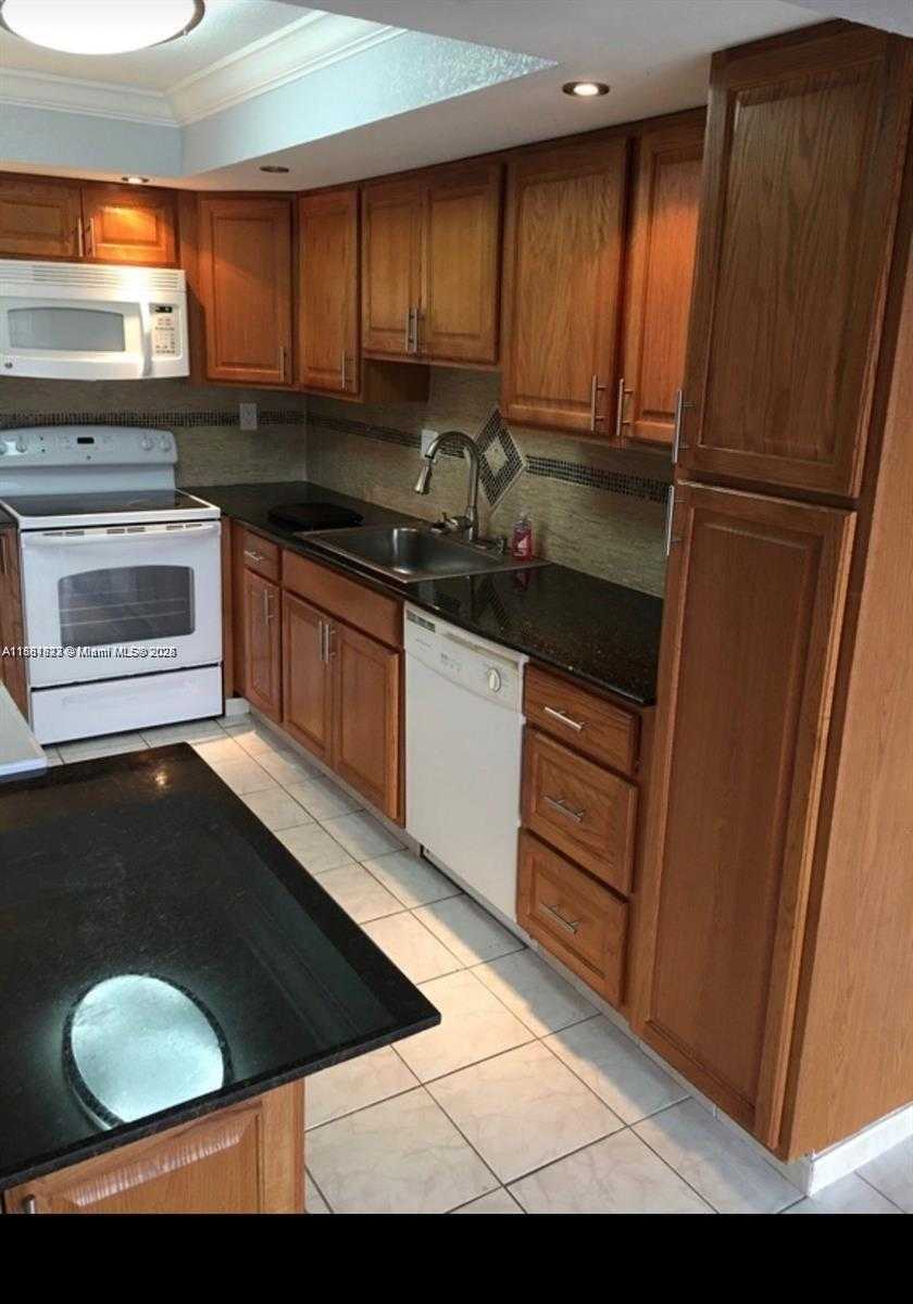 Small Image of 1300 SOUTH WEST 122ND AVE #407-2, Miami Number 7