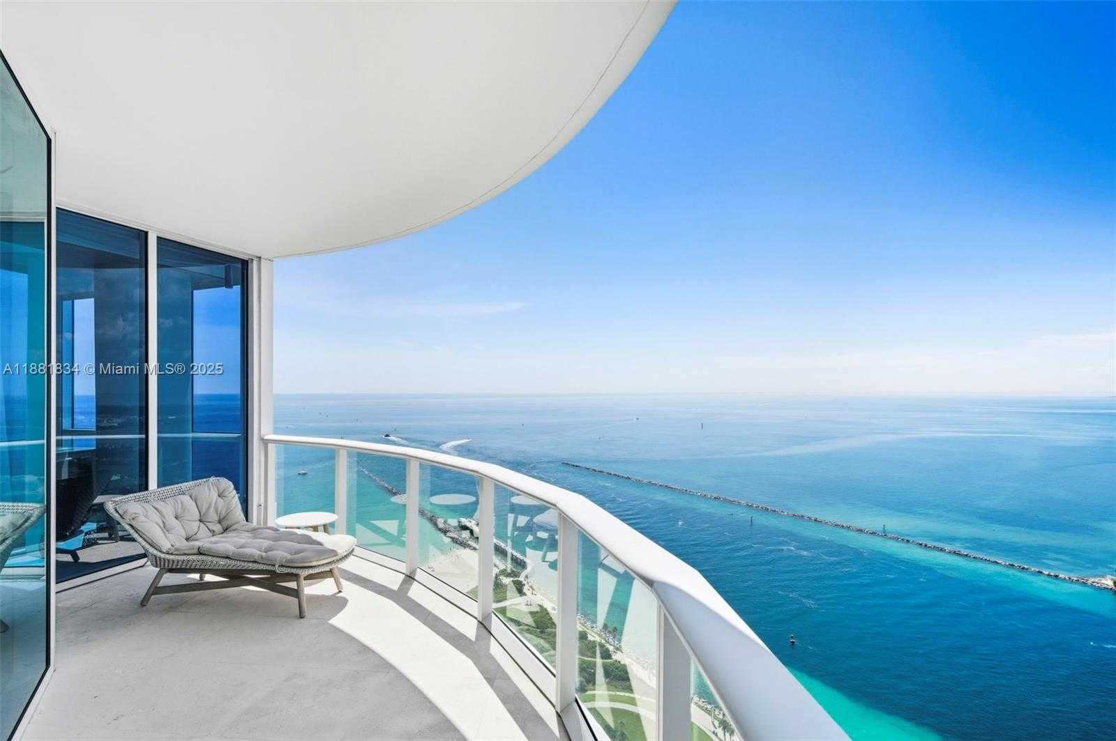 Small Image of 100 SOUTH POINTE DR #3803, Miami Beach Number 12