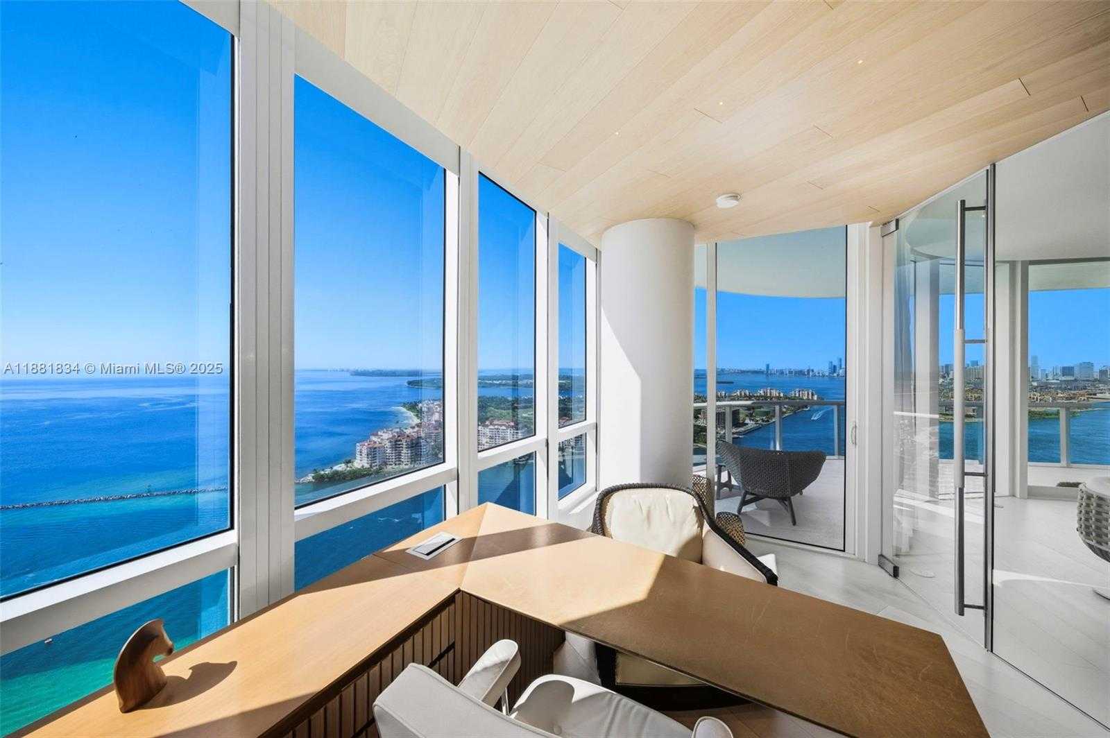 Small Image of 100 SOUTH POINTE DR #3803, Miami Beach Number 13