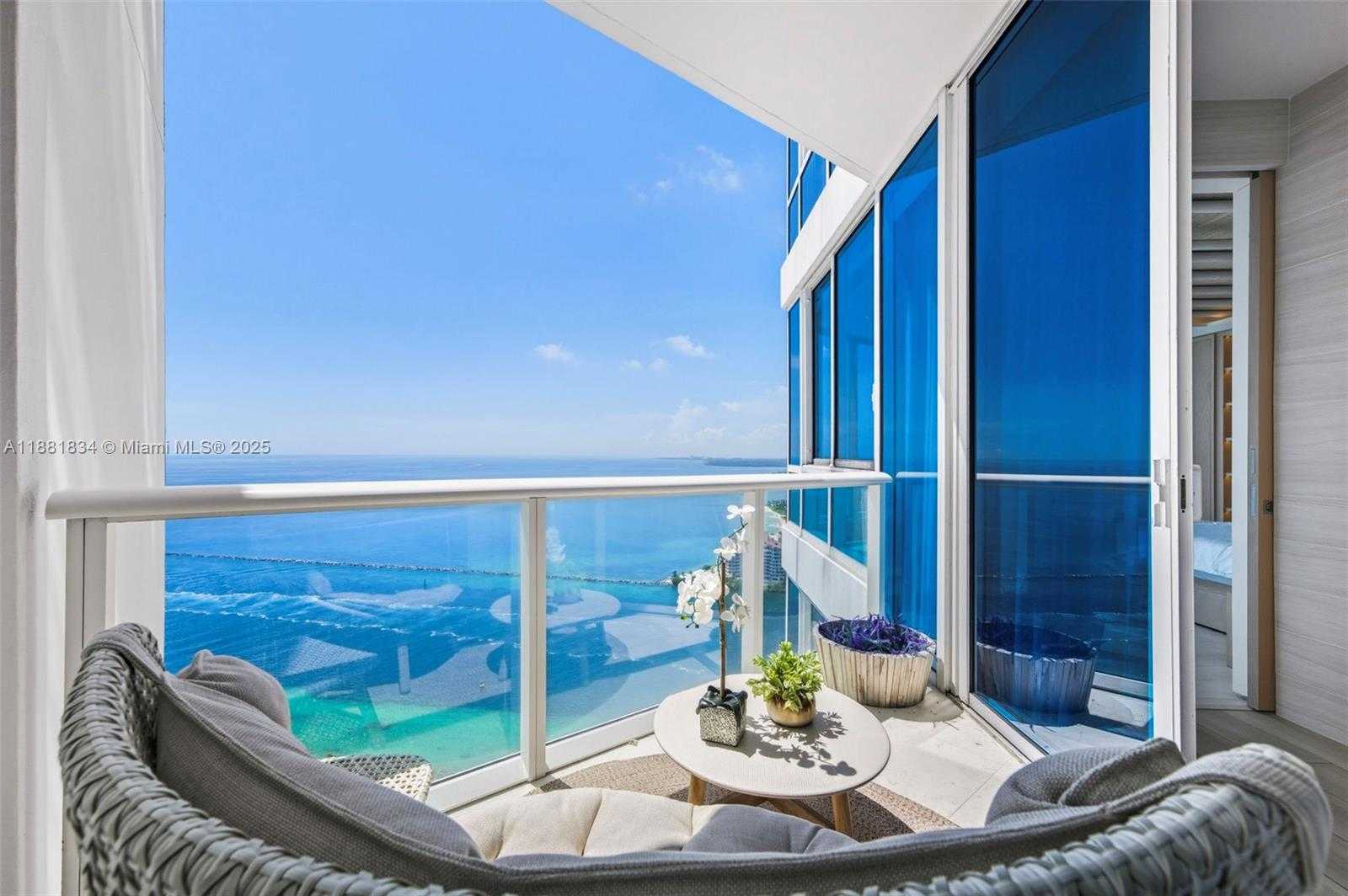 Small Image of 100 SOUTH POINTE DR #3803, Miami Beach Number 33