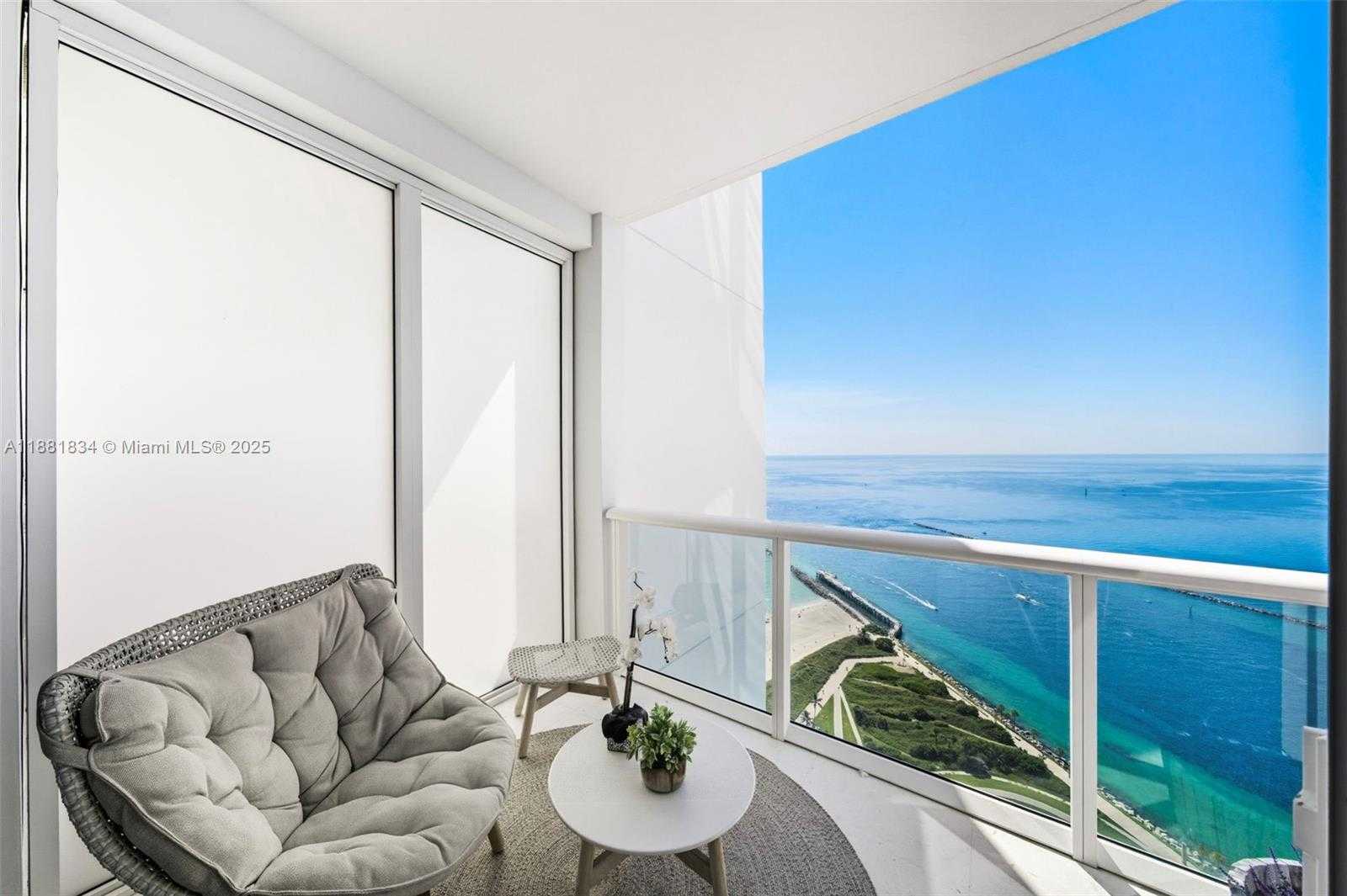 Small Image of 100 SOUTH POINTE DR #3803, Miami Beach Number 44