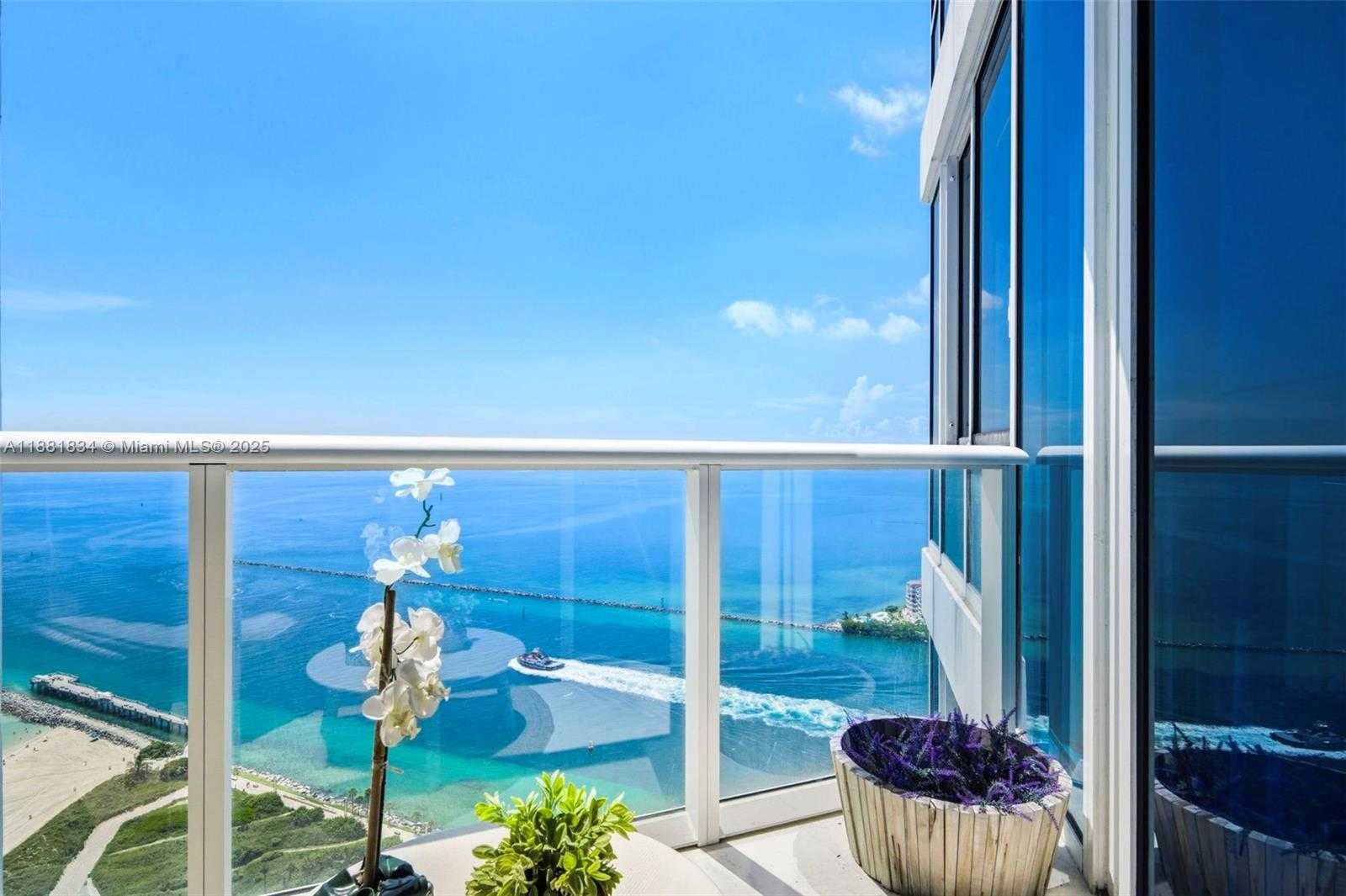 Small Image of 100 SOUTH POINTE DR #3803, Miami Beach Number 45