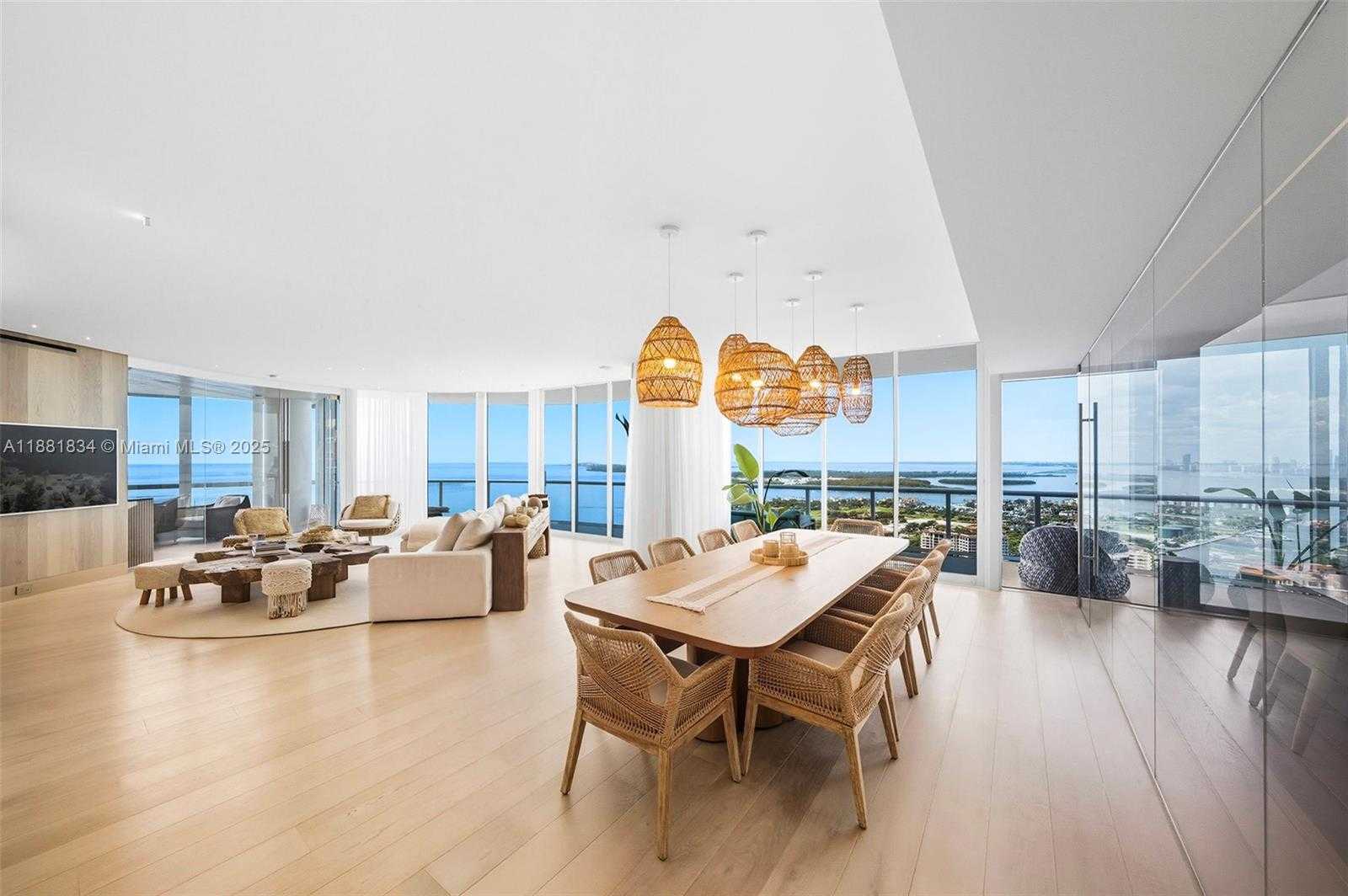 Small Image of 100 SOUTH POINTE DR #3803, Miami Beach Number 48