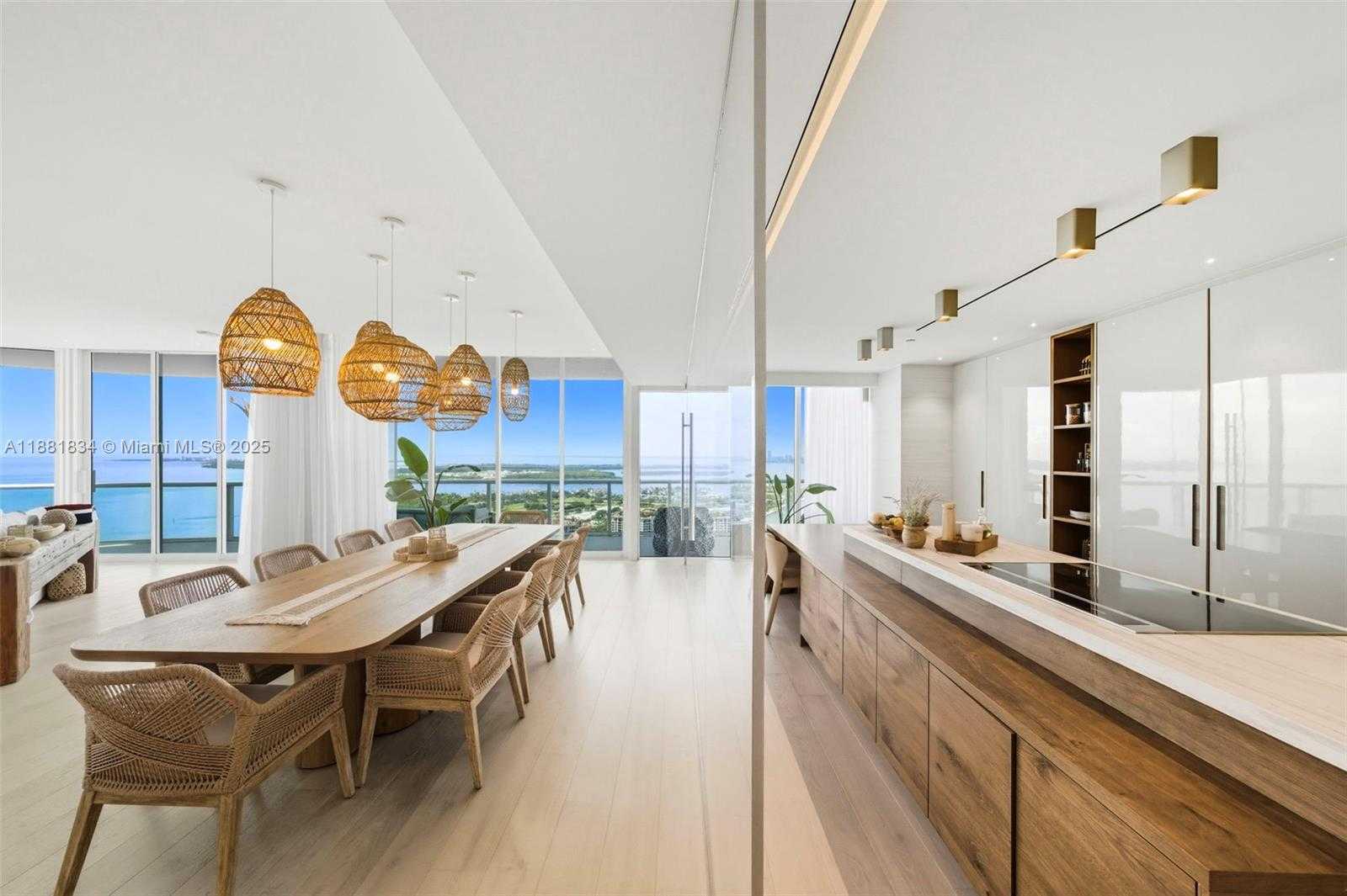 Small Image of 100 SOUTH POINTE DR #3803, Miami Beach Number 51