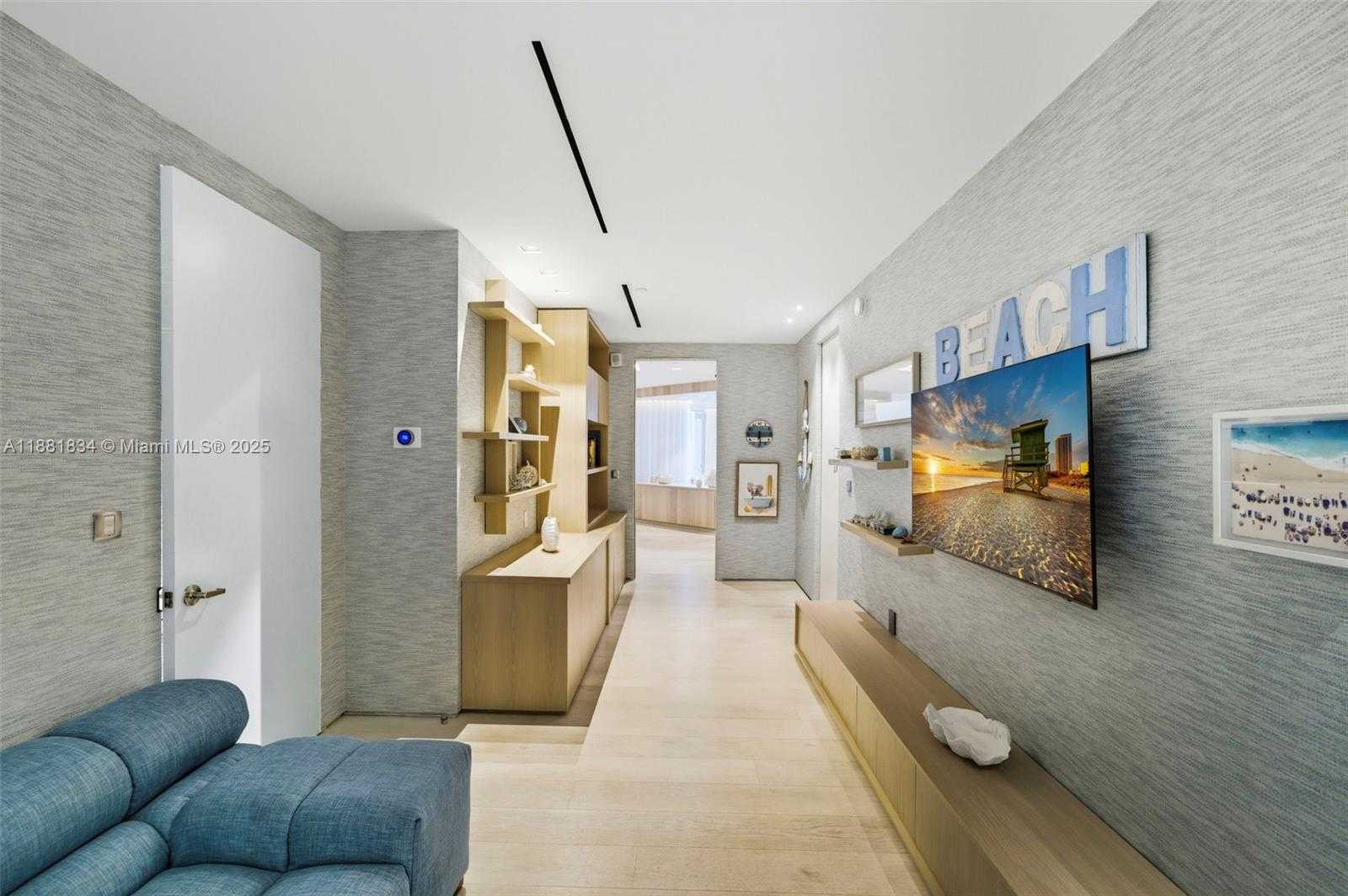 Small Image of 100 SOUTH POINTE DR #3803, Miami Beach Number 67