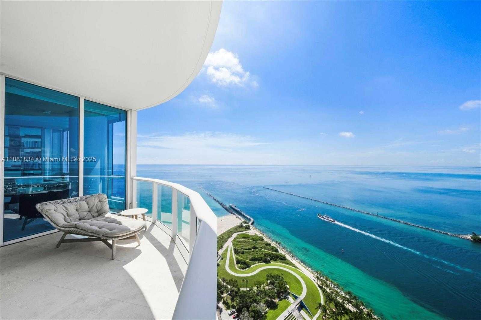 Small Image of 100 SOUTH POINTE DR #3803, Miami Beach Number 72