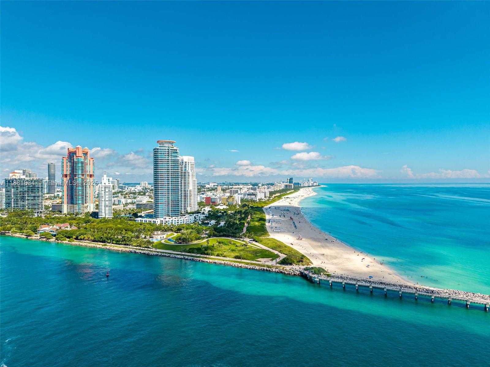 Small Image of 100 SOUTH POINTE DR #3803, Miami Beach Number 80