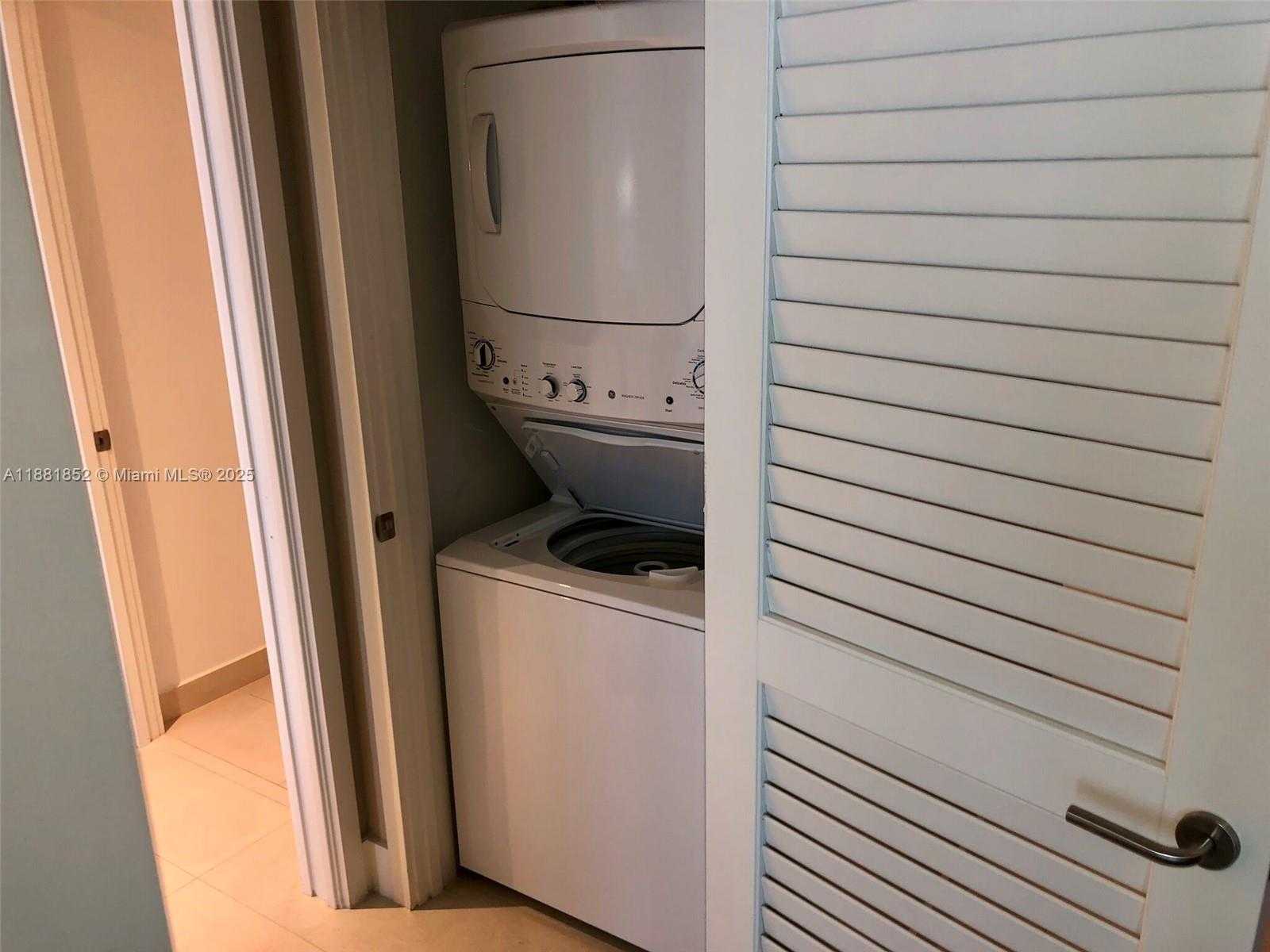 Small Image of 4111 SOUTH OCEAN DR #2910, Hollywood Number 15