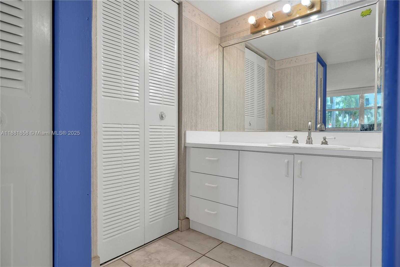 Small Image of 16558 NORTH EAST 26TH AVE #2A, North Miami Beach Number 14