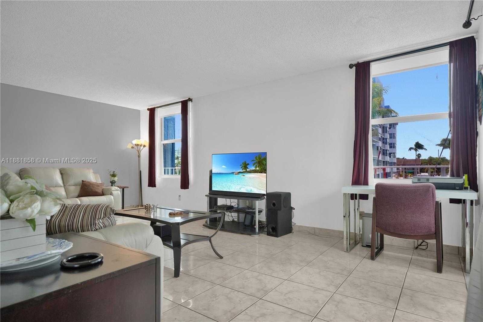 Small Image of 16558 NORTH EAST 26TH AVE #2A, North Miami Beach Number 3
