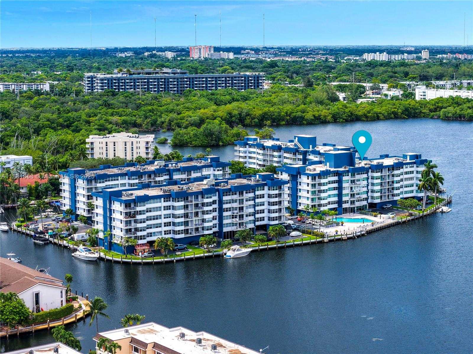 Small Image of 16558 NORTH EAST 26TH AVE #2A, North Miami Beach Number 37