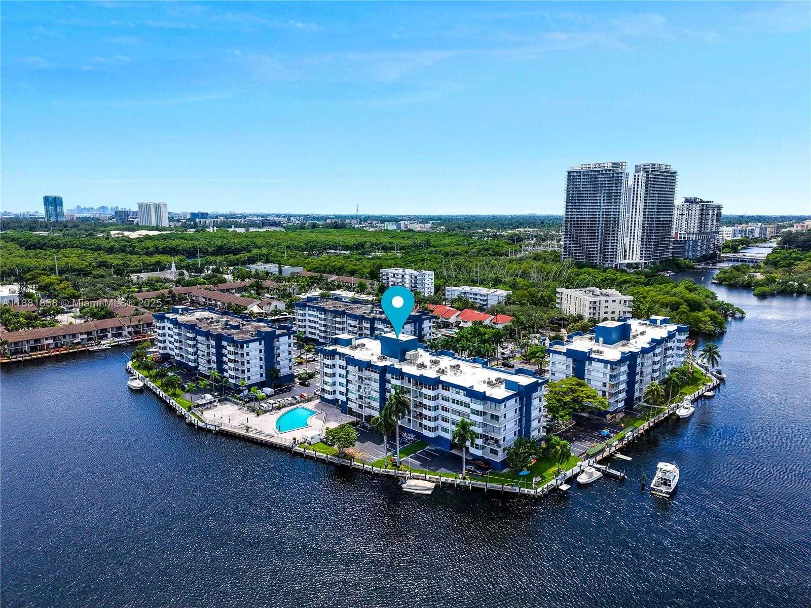 Small Image of 16558 NORTH EAST 26TH AVE #2A, North Miami Beach Number 38